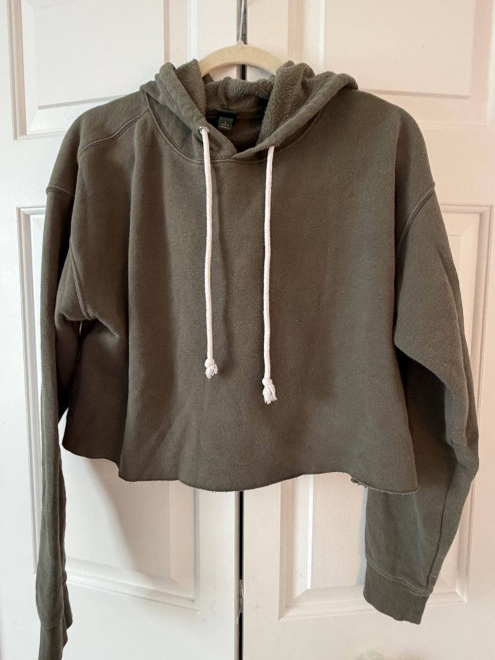 wild fable Olive Green Cropped Hooded Sweatshirt with White Drawstrings